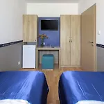 Solero Отель