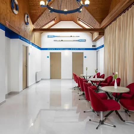 索雷罗酒店 3* 希欧福克