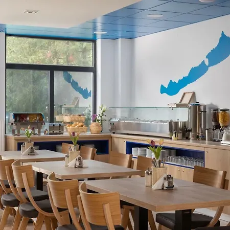 索雷罗酒店 3* 希欧福克