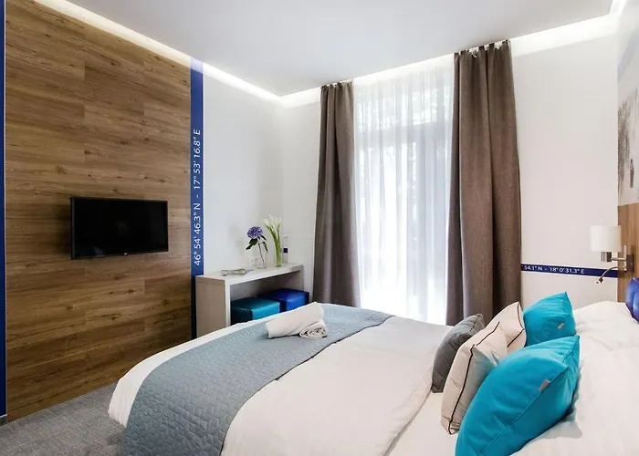 Solero Отель 3*