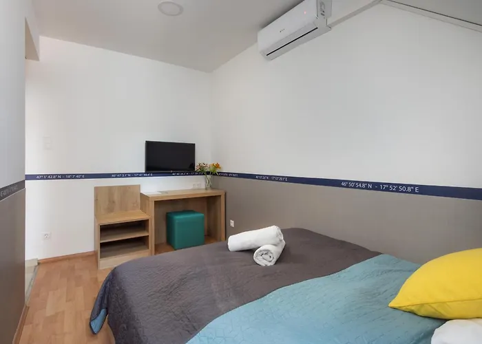 Отель Solero 3*